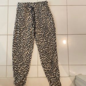 Lelis brushed leopard joggers